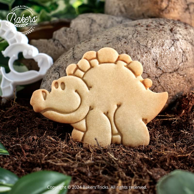Emporte-pièce pour pâtisserie sur le thème des dinosaures en forme de stégosaure