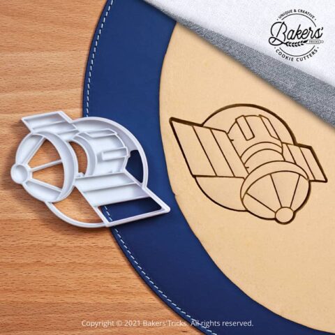 Emporte-pièce pour pâtisserie sur le thème de l'Espace en forme de satellite