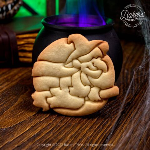 Emporte-pièce pour pâtisserie en forme de sorcière d'halloween
