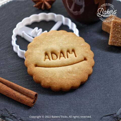 Emporte-pièce personnalisé rond cannelé, prénom personnalisable