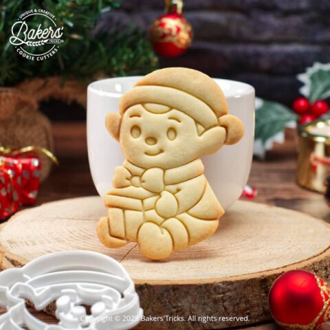 Emporte-pièce pour pâtisserie sur le thème des Noël en forme de Lutin qui tient un cadeau