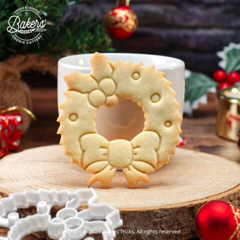 Emporte-pièce pour pâtisserie sur le thème des Noël en forme de couronne de Noël