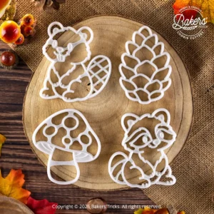 Collection d'emporte-pièces Automne N°2 Bakers'Tricks : castor, raton laveur, pomme de pin et champignon.